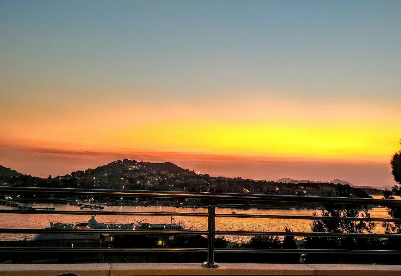 Beautiful 2 Bedroom 2 Bathroom Sea View, Free Parking 두브로브니크 외부 사진
